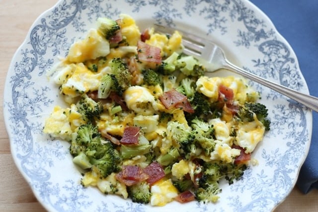 The Ultimate Cheesy Broccoli Bacon Casserole Recipe Guide